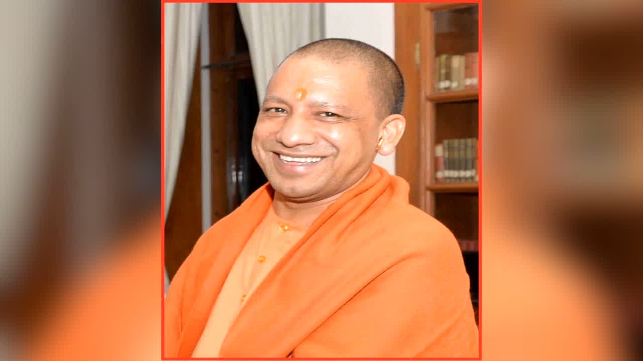 CM Yogi Adityanath News: सीएम योगी 87 इंटरसेप्टर वाहनों को दिखाएंगे हरी झंडी, पुलिसकर्मियों का होगा पदक अलंकरण, ‘संघर्ष’ पुस्तक का भी होगा विमोचन