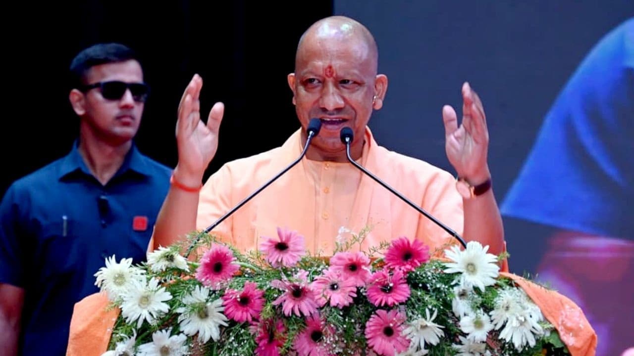 Uttar Pradesh News: अब लखपति दीदियों को ‘करोड़पति दीदी’ बनाने की तैयारी, गांधी जयंती पर पूरे प्रदेश में मनाया जाएगा ‘सुधार उत्सव’, ग्राम सभाओं में इन एजेड़ों पर होगी चर्चा