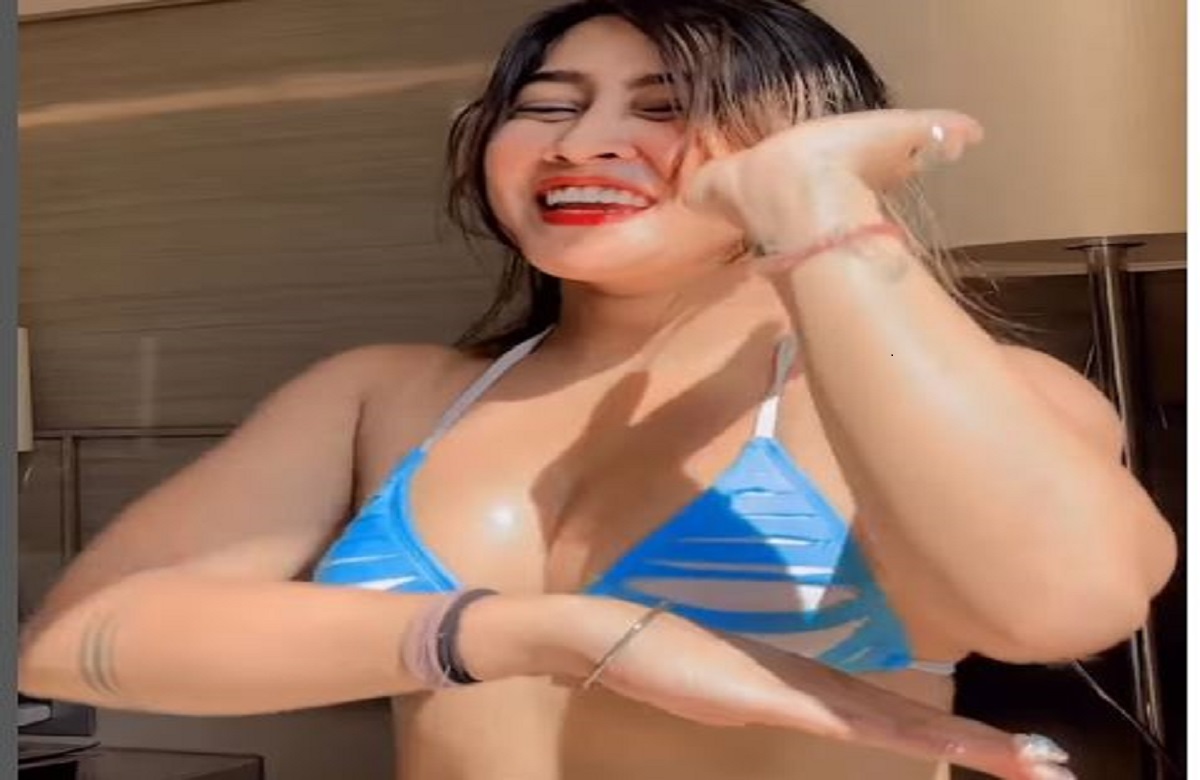 Blue sexy video mein