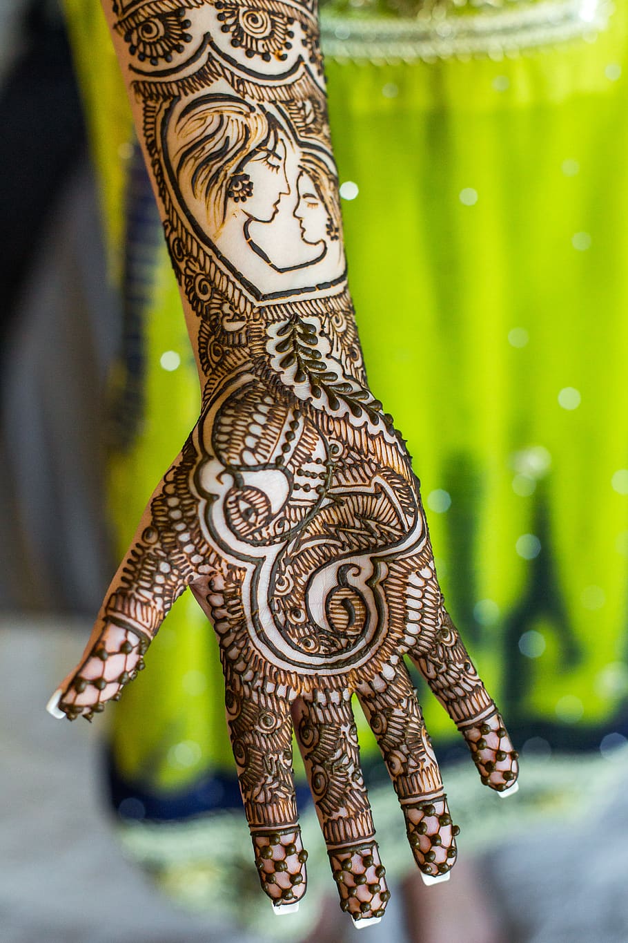 Eid Special Mehndi Design: ईद पर इन डिजाइन के साथ करें लुक कंप्लीट