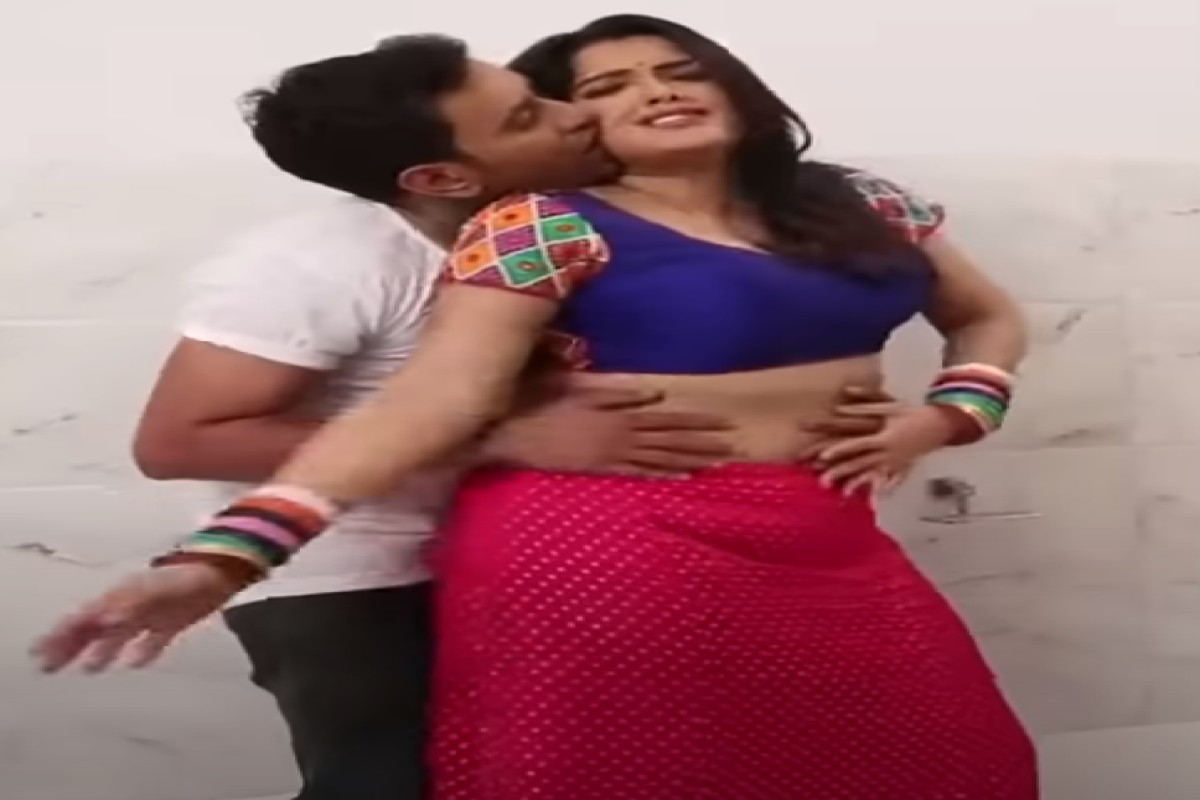 1200px x 800px - Nirahua-Amrapali Bathroom Romance Video Viral